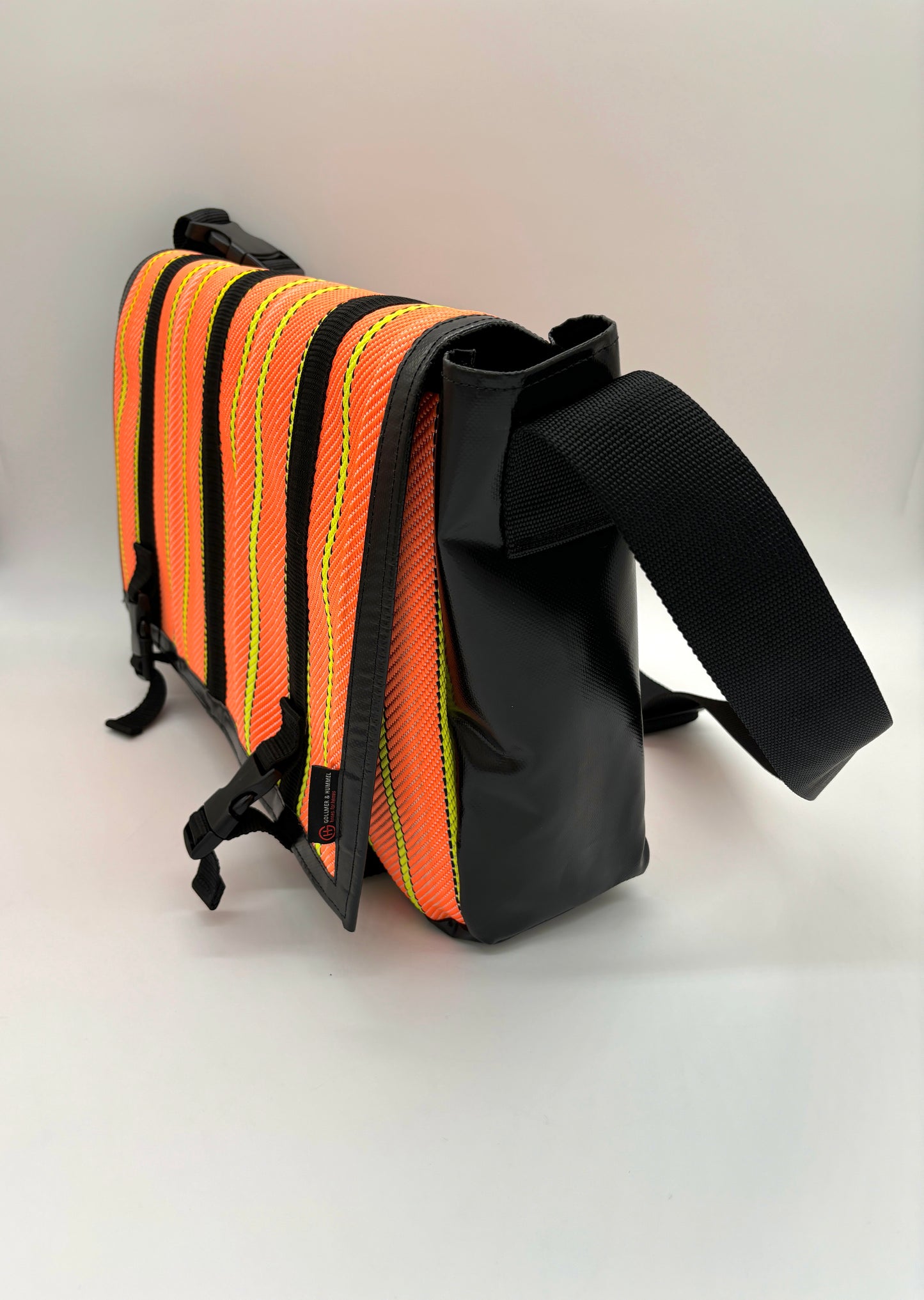 GH shoulder bag "FRIEDRICH"