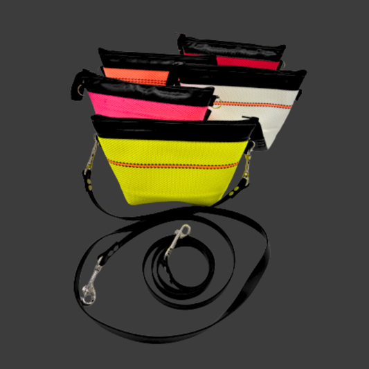 GH toiletry bag "KARL" carrying strap